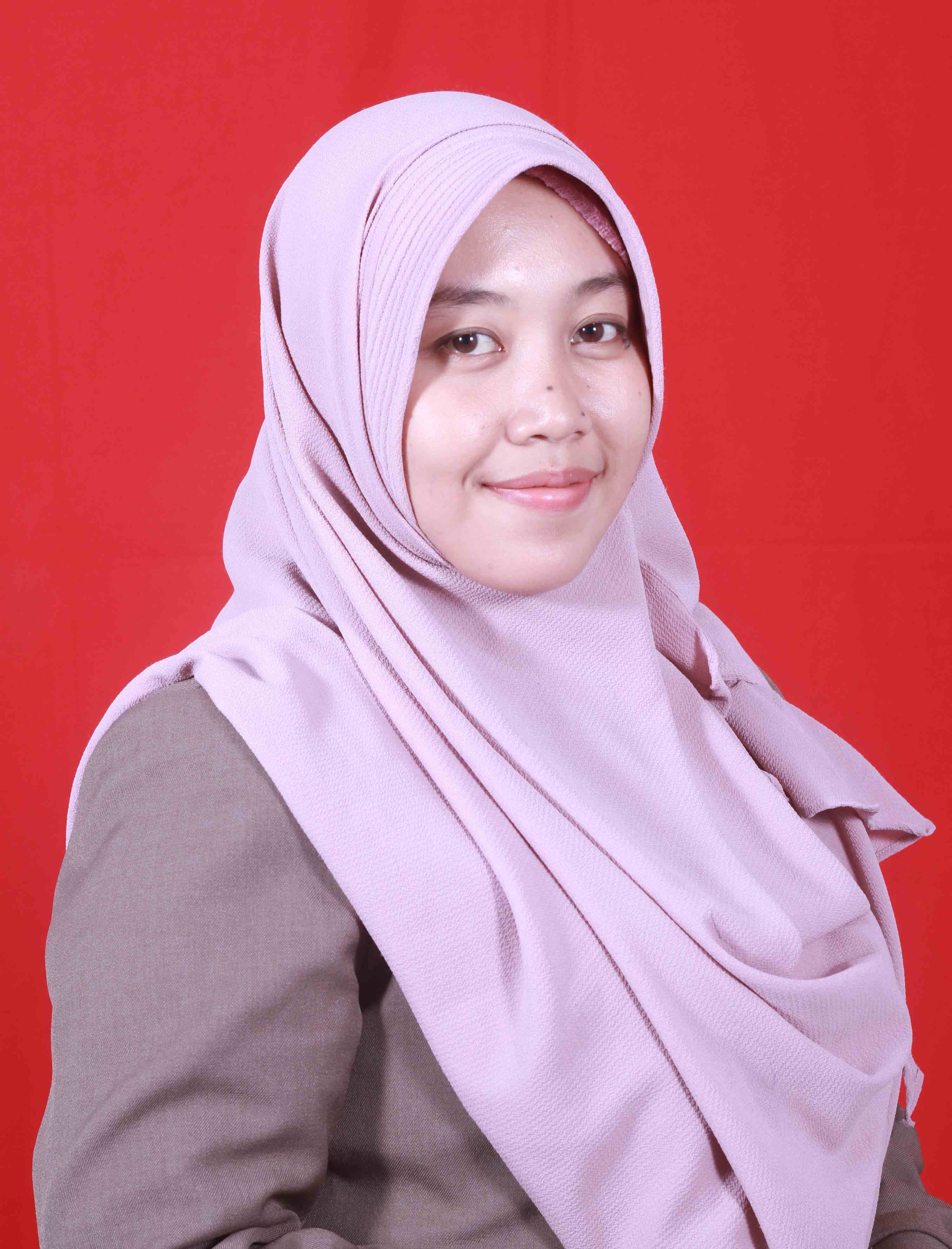 Nizzatur Ro’fatin Nisa, S.Hum., M.A